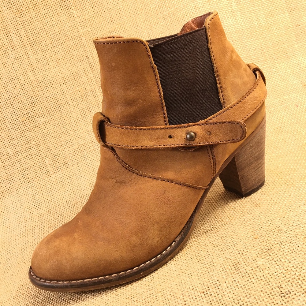 Steven Madden Ankle boot booties Size 7.5 M